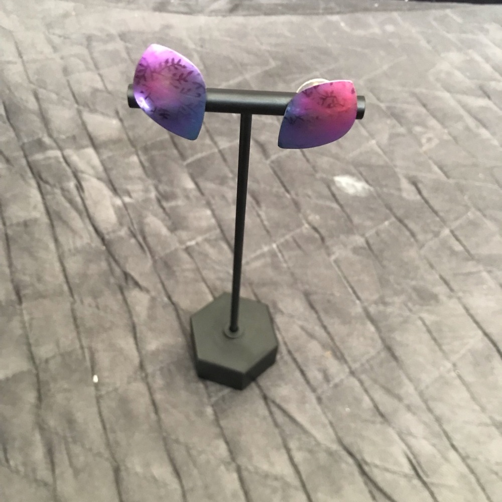 Diamond shaped Earrings